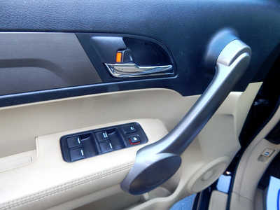 2009 Honda CR-V, $12950. Photo 11