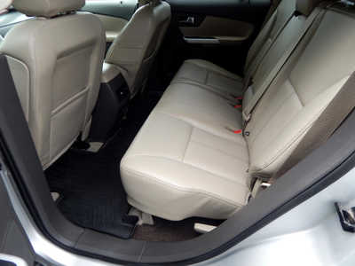 2014 Ford Edge, $9950. Photo 8