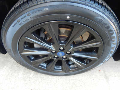 2018 Ford Edge, $16995. Photo 5