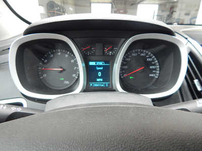 2017 Chevrolet Equinox, $8995. Photo 11