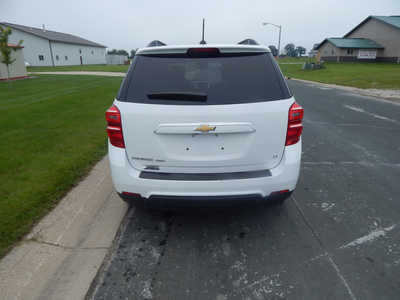 2017 Chevrolet Equinox, $8995. Photo 2