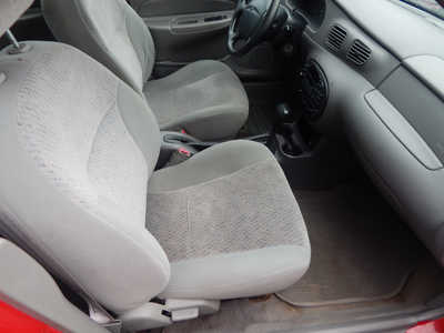 2000 Ford Escort, $2495. Photo 9