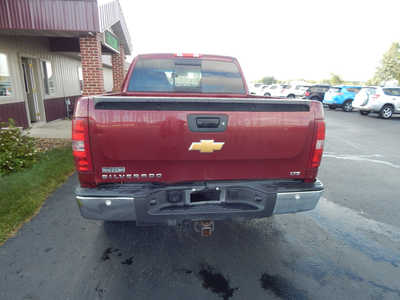 2013 Chevrolet 1500 Crew Cab, $9250. Photo 3