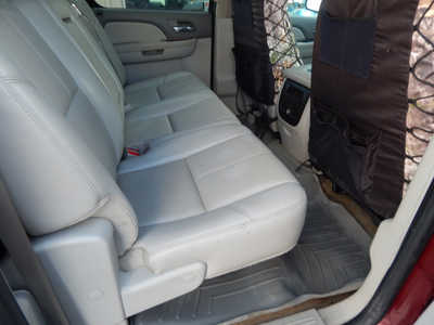 2013 Chevrolet 1500 Crew Cab, $9250. Photo 8