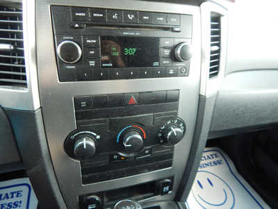 2009 Jeep Grand Cherokee, $3495. Photo 12