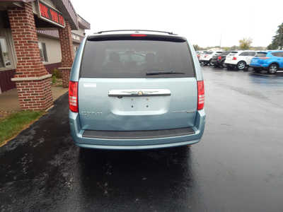 2010 Chrysler Town & Country, $4250. Photo 3