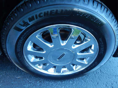 2005 Lincoln LS, $4995. Photo 5