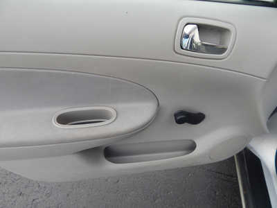 2010 Chevrolet Cobalt, $4995. Photo 7