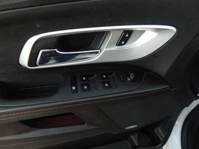 2012 Chevrolet Equinox, $6995. Photo 11