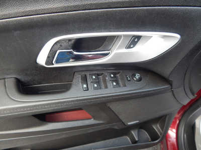 2016 Chevrolet Equinox, $8950. Photo 11