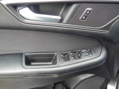 2015 Ford Edge, $9750. Photo 11