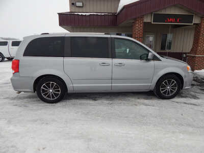 2017 Dodge Caravan, Grand, $4995. Photo 1