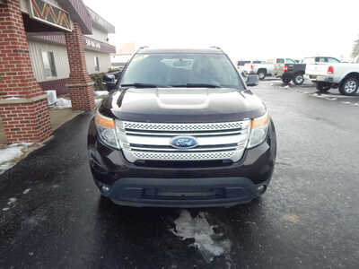 2013 Ford Explorer, $5995. Photo 2