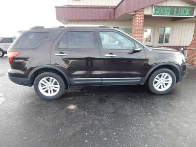 2013 Ford Explorer, $5995. Photo 4