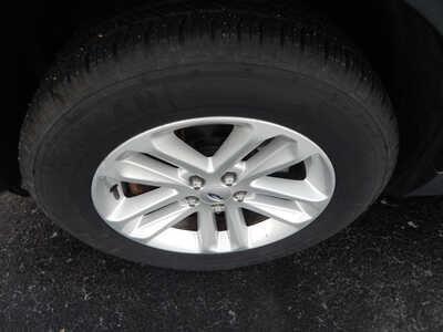 2013 Ford Explorer, $5995. Photo 5