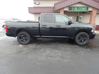 2017 RAM 1500 Ext Cab, $9950. Photo 3