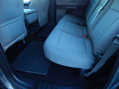 2018 Ford F150 Crew Cab, $17500. Photo 7