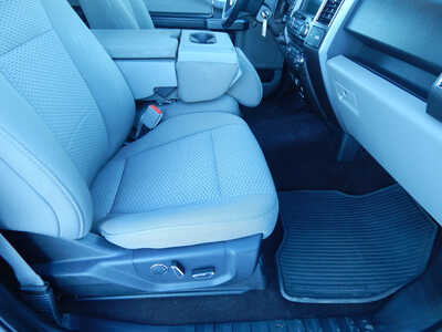 2018 Ford F150 Crew Cab, $17500. Photo 9