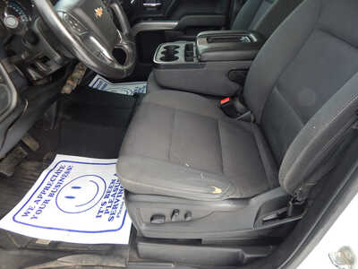 2018 Chevrolet 1500 Crew Cab, $18500. Photo 7