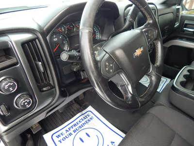 2018 Chevrolet 1500 Crew Cab, $18500. Photo 8