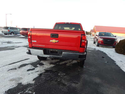 2017 Chevrolet 1500 Ext Cab, $17995. Photo 3