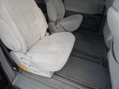 2013 Toyota Sienna, $7995. Photo 10