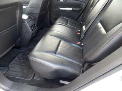 2014 Ford Edge, $9950. Photo 8