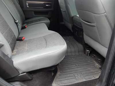 2015 RAM 2500 Crew Cab, $24995. Photo 11