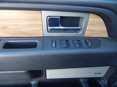 2011 Ford F150 Crew Cab, $9950. Photo 12
