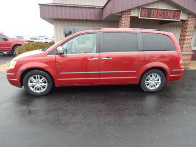 2008 Chrysler Town & Country, $4450. Photo 2