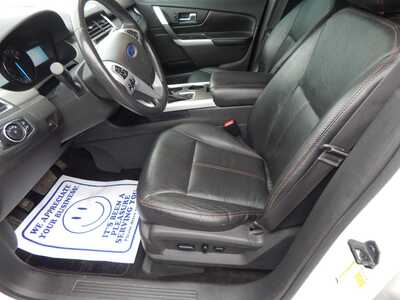 2014 Ford Edge, $10450. Photo 6