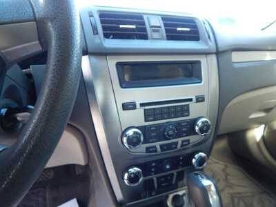 2011 Ford Fusion, $7995. Photo 6