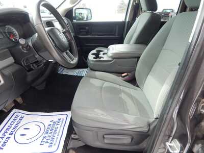 2014 RAM 1500 Ext Cab, $10450. Photo 5
