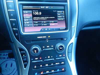 2016 Lincoln MKX, $10900. Photo 11