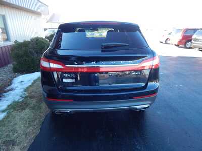 2016 Lincoln MKX, $10900. Photo 3
