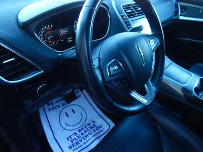 2016 Lincoln MKX, $10900. Photo 7