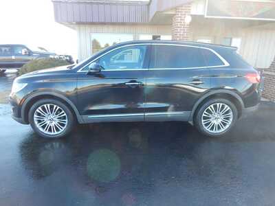 2016 Lincoln MKX, $10900. Photo 1