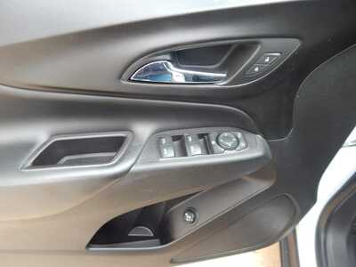 2018 Chevrolet Equinox, $6995. Photo 11