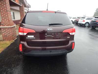 2015 Kia Sorento, $5450. Photo 3