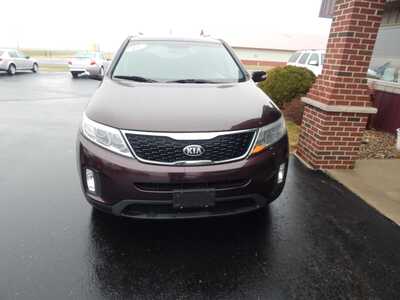 2015 Kia Sorento, $5450. Photo 4
