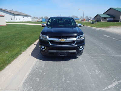 2016 Chevrolet Colorado Crew Cab, $14950. Photo 3