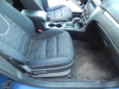 2010 Ford Fusion, $1000. Photo 12