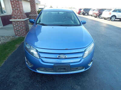 2010 Ford Fusion, $1000. Photo 5
