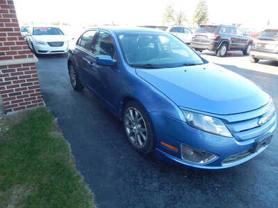 2010 Ford Fusion, $1000. Photo 6