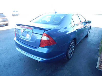 2010 Ford Fusion, $1000. Photo 7
