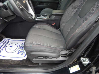 2017 Chevrolet Equinox, $6995. Photo 6