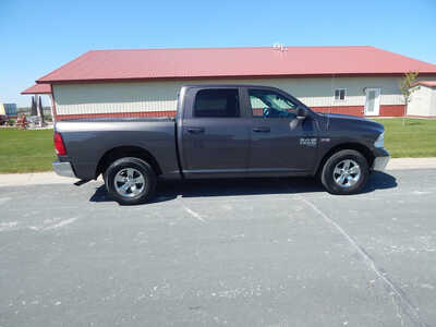 2019 RAM 1500 Crew Cab, $15500. Photo 5