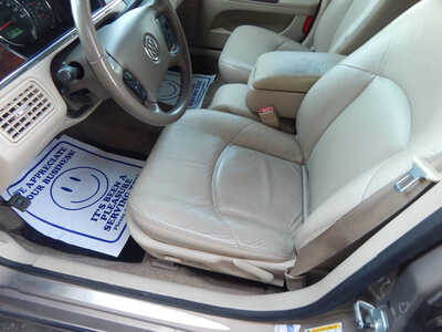 2007 Buick LaCrosse, $7450. Photo 6