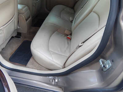 2007 Buick LaCrosse, $7450. Photo 9