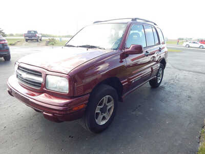 2003 Chevrolet Tracker, $7995. Photo 6